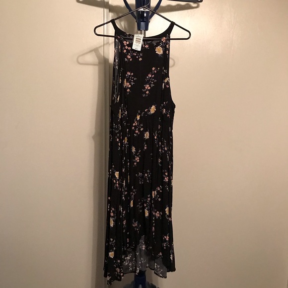 torrid Dresses & Skirts - Plus size Torrid Size 2 Sleeveless dress. NTW